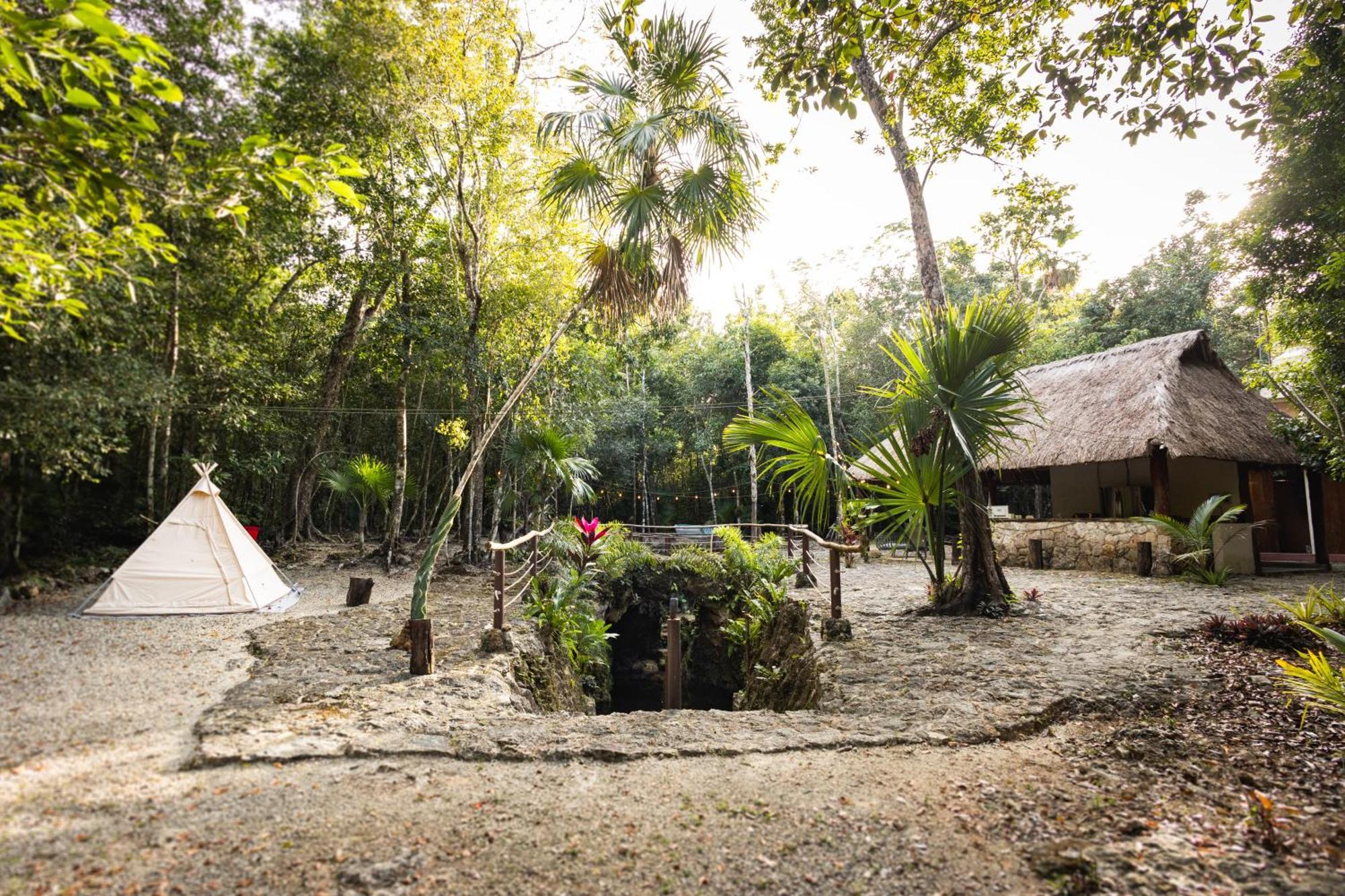 Lodge Cheel & Puerto Morelos